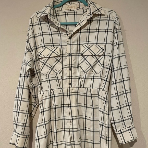 CLOSING SALE! Choosy Romper - Picture 1 of 10